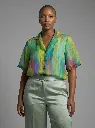 Model_wearing_oversized_shirt_an…_202608091834.webp