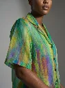 Model_wearing_oversized_shirt_2K_202608091831.webp