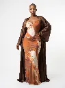 Model_posing_in_luxury_fashion_2K_20260922123023.webp