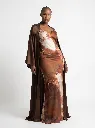 Model_posing_in_silk_suit_2K_20260922122943.webp